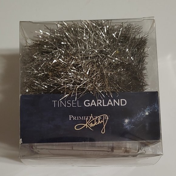 Primitives by Kathy - Lighted Tinsel Garland - Picture 1 of 3